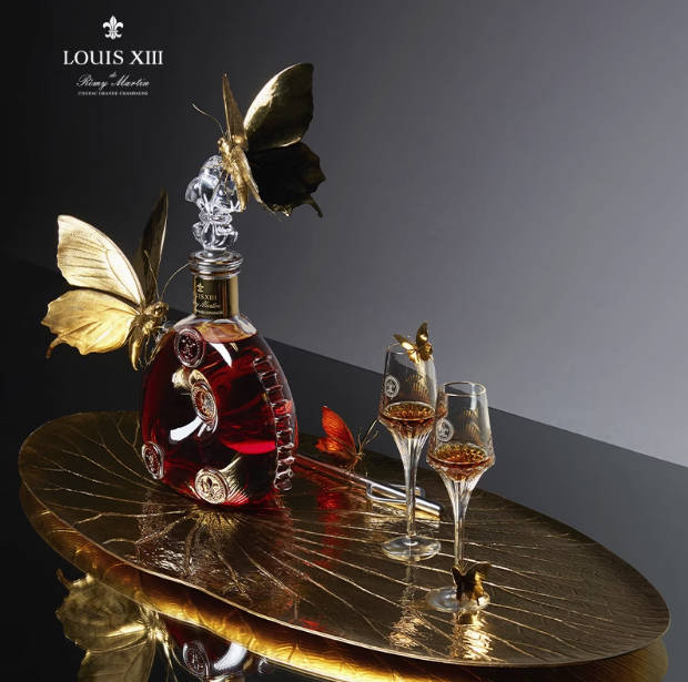 LOUIS XIII 路易十三1.5公升致尊装 《芙蕖漫舞》限定套组